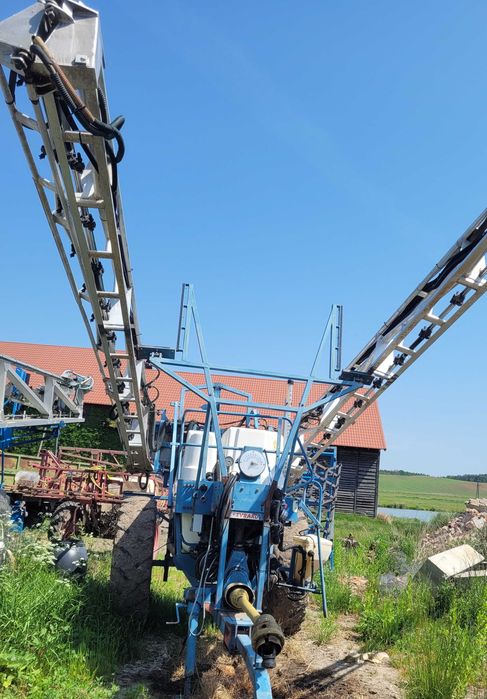 opryskiwacz ciągany EVRARD T2500