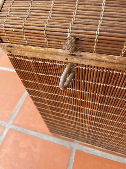Baú grande em Madeira