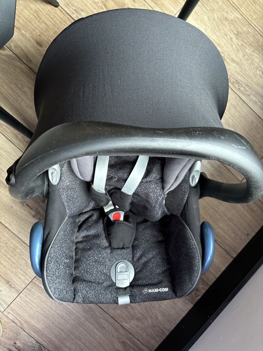 Fotelik/ nosidelko dla niemowlaka