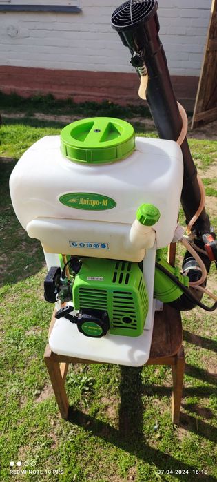 Мотооприскувач Дніпро 750