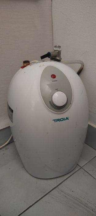 Esquentador de água 6 litros Troia.