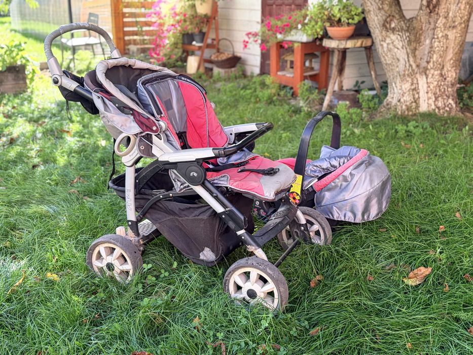 Peg Perego wózek spacerówka i fotelik samochodowy dziecięcy