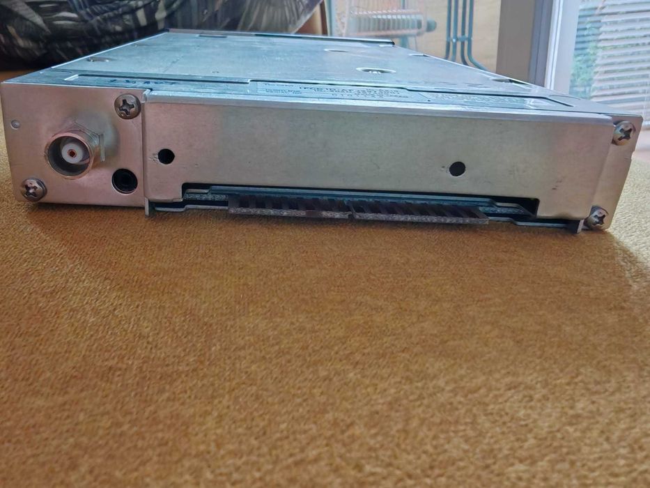 radio lotnicze ICOM A210