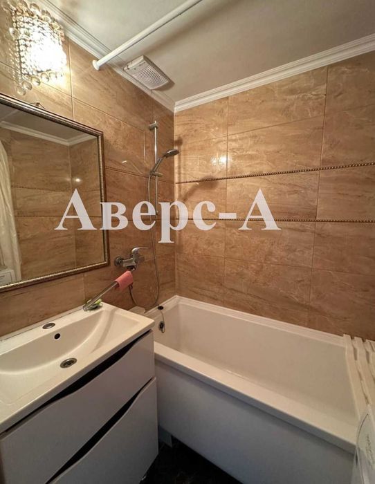 Продам 4-х комнатную квартиру  на Семена Палия