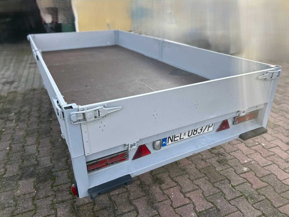 przyczepka samochodowa HUSTY