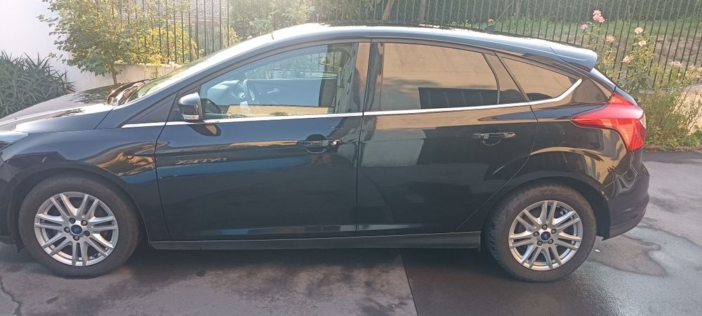 Ford Focus 1.0 EcoBoost Titanium|125cv|Correia e Bomba Óleo Mudadas