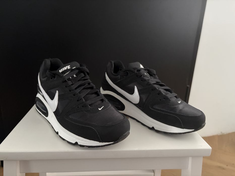 Nike WMNS AIR MAX Command