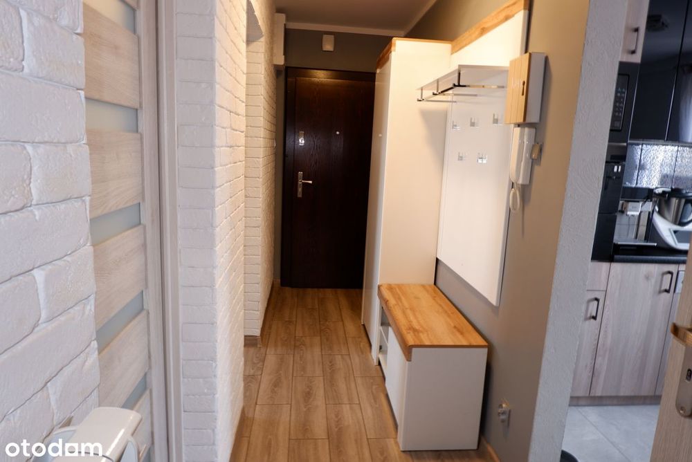 Piekne 3-pokojowe mieszkanie z balkonem, trzema garażami oraz działką