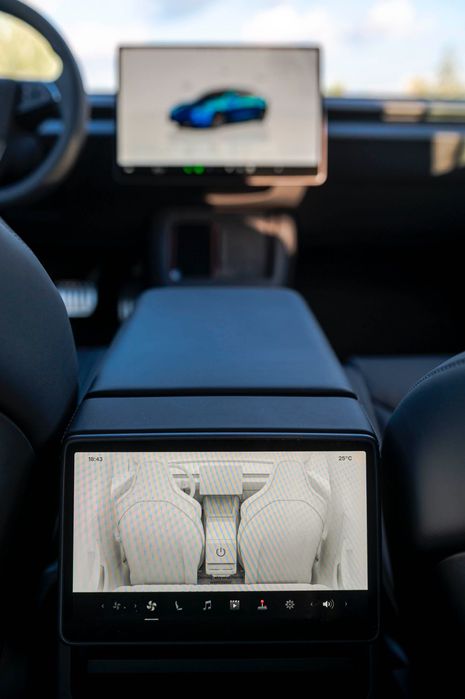 Wynajem Tesla 3 Performance 449 zł/doba (bez ściemy)