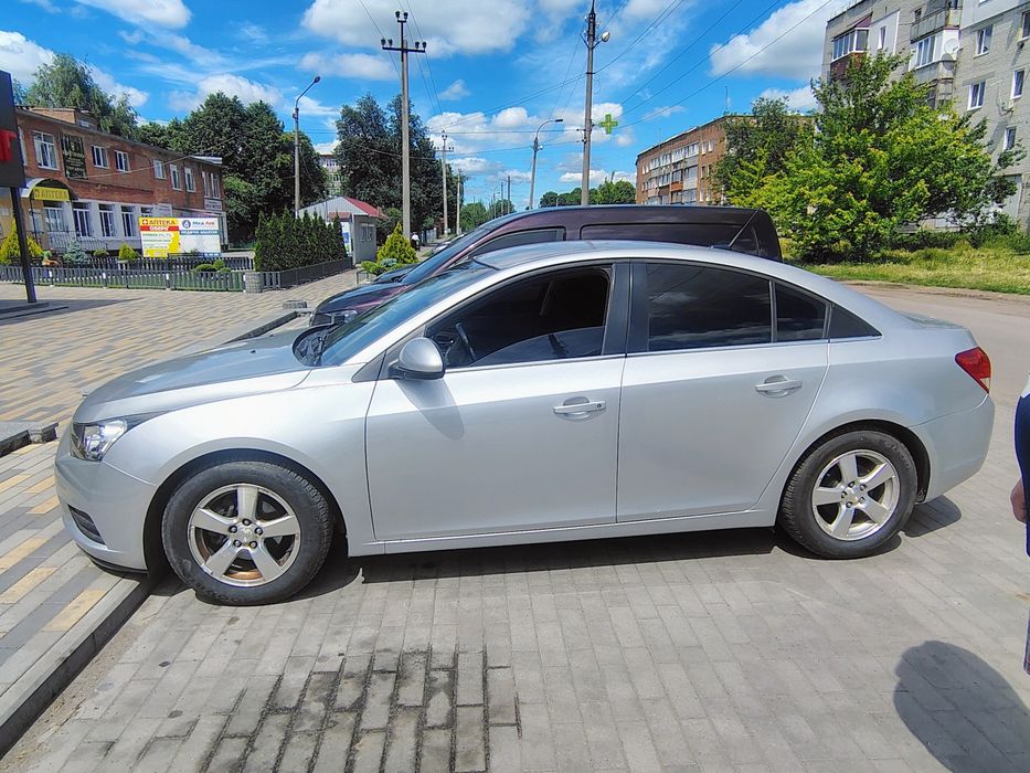 Продам Chevrolet Cruise 2013 автомат