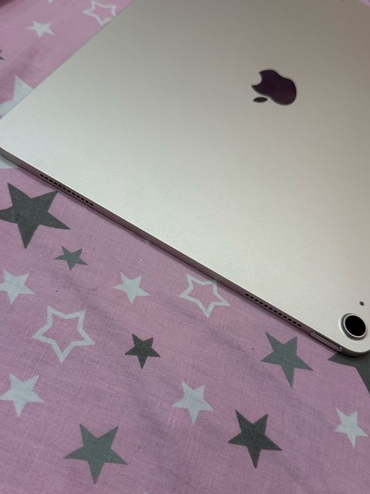IPad air 13” 2025 M3 128gb тріщина по екрану