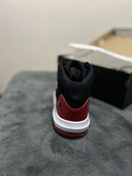 Jordan 11 Retro Unissex, Original e nunca usado!