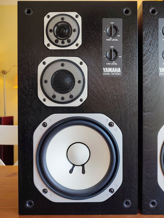 Yamaha NS-100M Colunas Monitoras de Referência