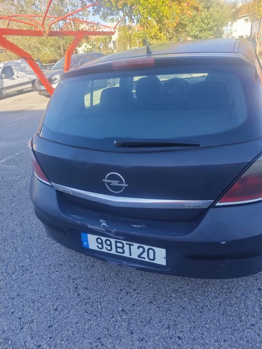 Opel Astra 1300 CDTI 2006 , 220.000 km sem inspeção