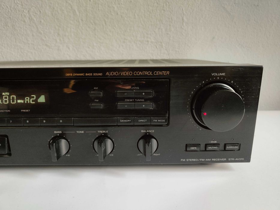 SONY STR-AV370 amplituner