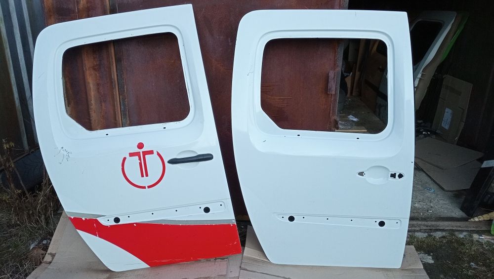 карта обшивка розсувних дверей замок рено канго кенго сітан citan