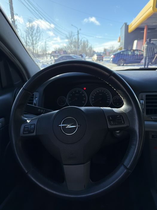 Opel Vectra 2.2 автомат