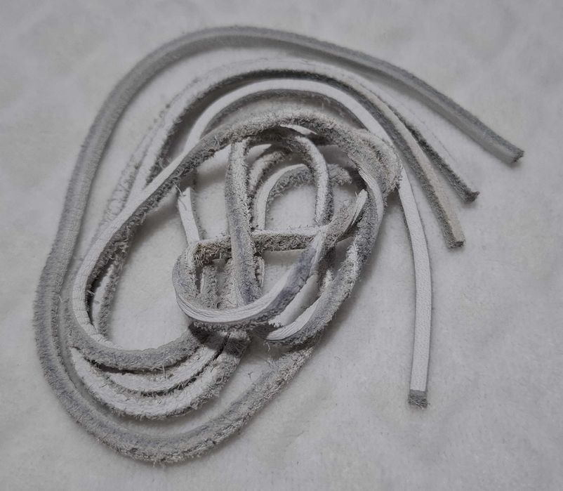 Sznurówki 70cm, rzemykowe, kwadratowe 3mm, białe