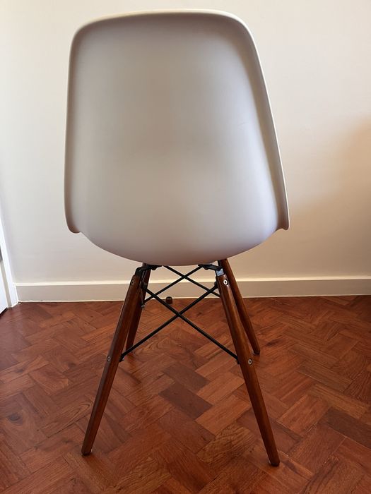 Cadeiras de jantar design escandinavo