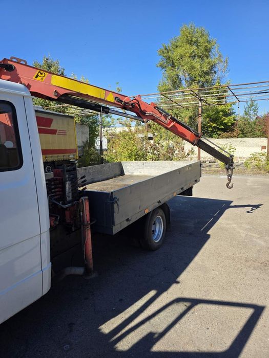 мерседес 711 1996 року