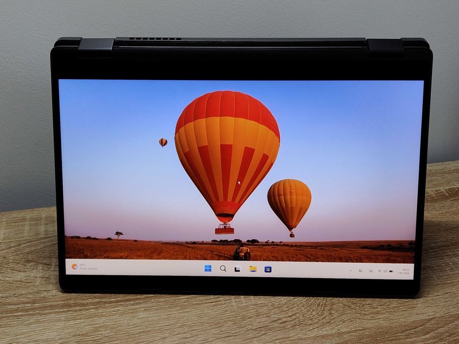 Dell Latitude 5300 dotyk / 360 / i5 / 16GB / 256GB SSD/ Win 11 Pro