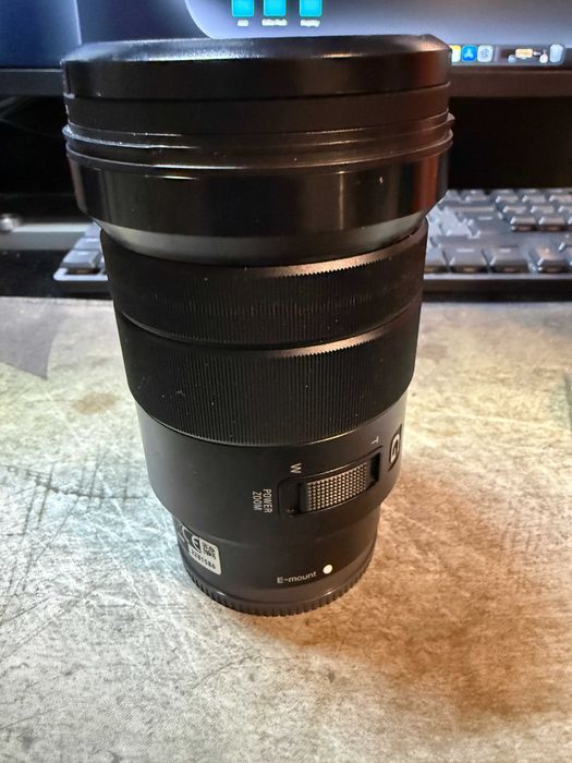 Obiektyw Sony E 18-105 mm f/4 PZ G OSS Stan dobry + filtr