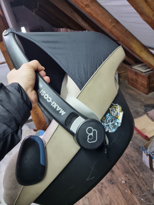 Fotelik samochodowy nosidełko maxi cosi pebble plus 0-13 kg