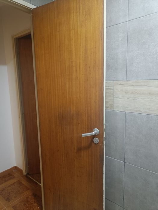 Portas interiores estado razoável