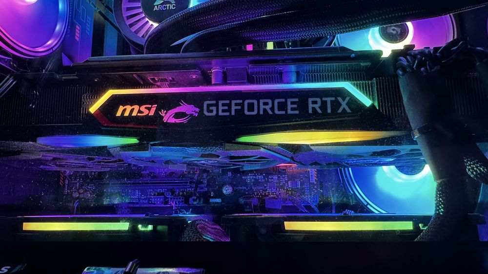 Продам игровую видеокарту MSI Ge Force RTX 2080 Super X Trio