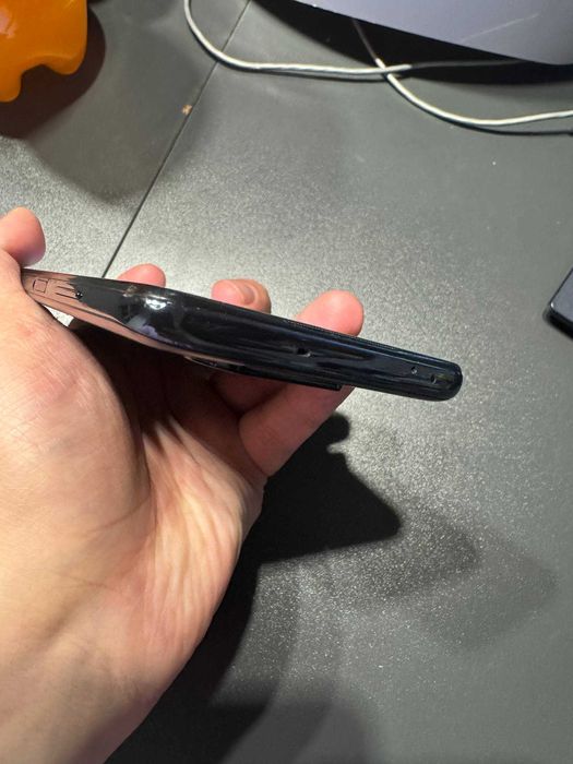 Продам Xiaomi Poco x3 Pro 8/128 gb Black NFC