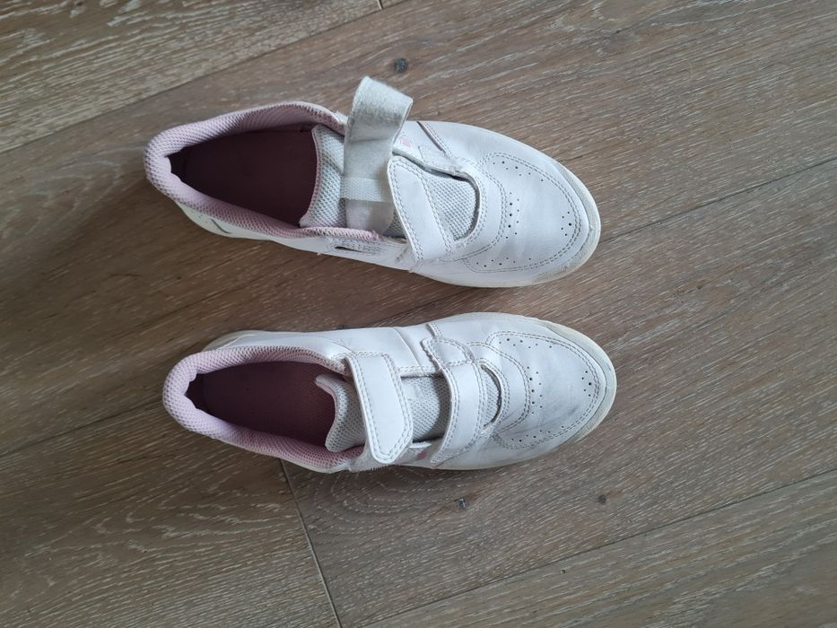 Buty sportowe dziewczęce rozm. 37