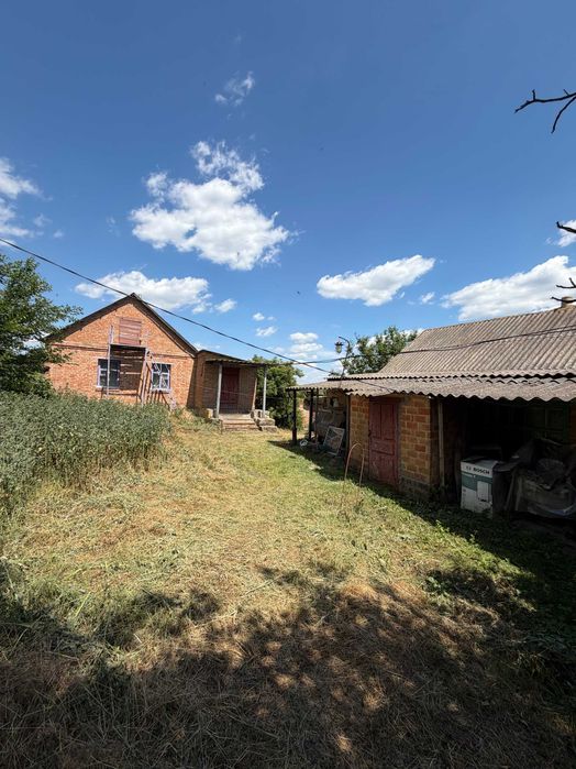 Продаж 2 будинки +52 сотки землі з ВИХОДОМ ДО РІЧКИ