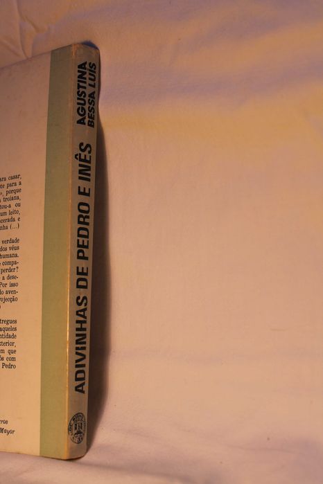 1ª edição de "Adivinhas de Pedro e Inês" (1983), de Agustina Bessa-Luís