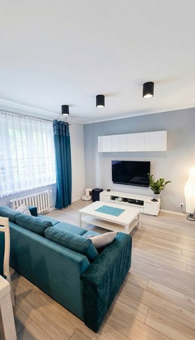 REZERWACJA. Bezpośrednio! 2 pokoje,  balkon, 49 m² do zamieszkania
