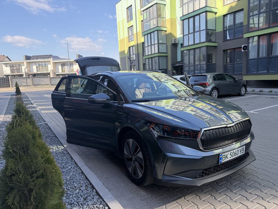 Продам автомобіль Skoda Enyaq