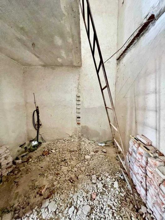 Будинок в Тисмениці біля ресторану Палац Ярослава