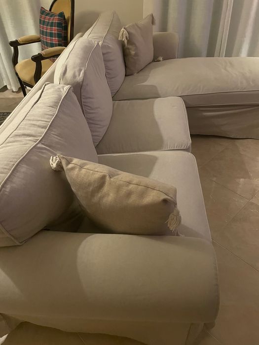 Oferta de Tapete BAIXA de PREÇO Sofá + Mesa de Jantar Extensivel + 4 cadeiras + 4 capas + 1 Mesa de Centro