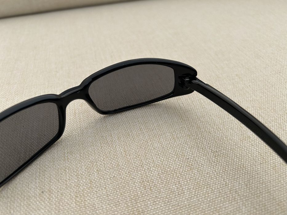 Conjunto de 2 óculos de sol (NOVO)