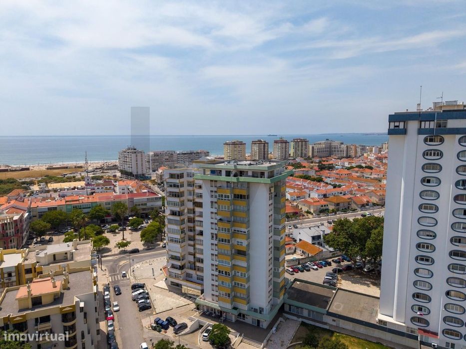 Fantástico T1 com Vista Mar na Costa da Caparica