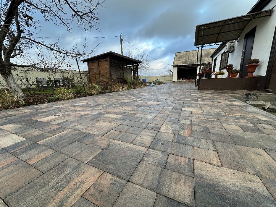 Первомайськ Тротуарна плитка Бруківка– продаж та укладання