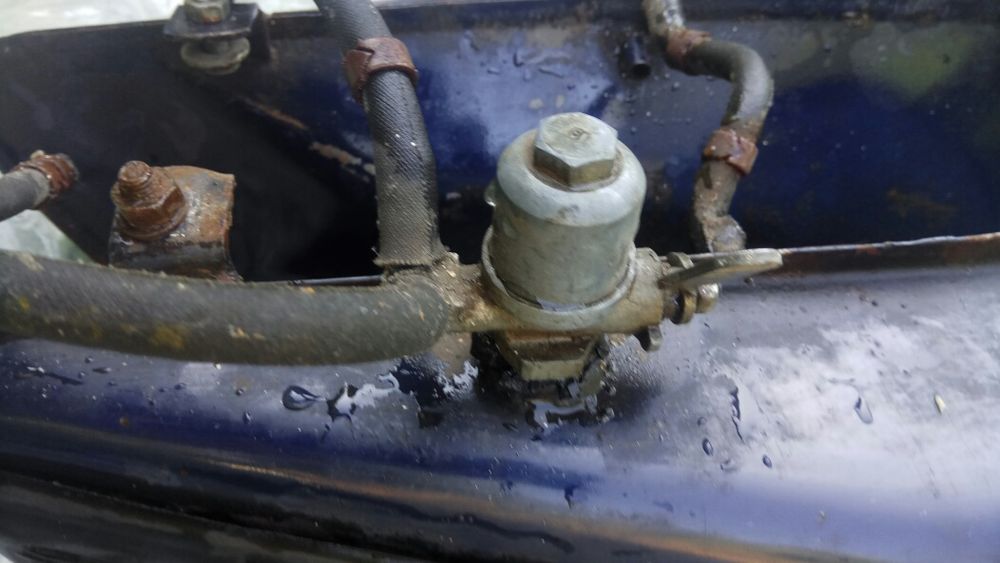 МТ Днепр бензобак