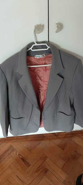 Blazer de Lã Vintage Mulher
