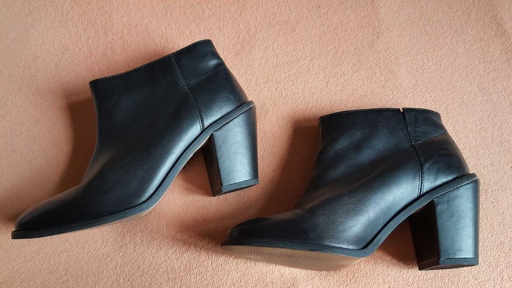ASOS botki wsuwane r 39