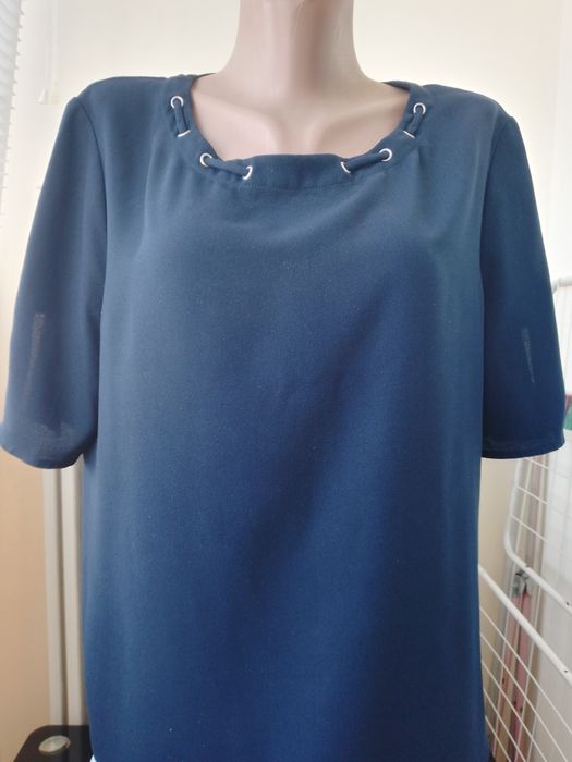 Блузки жіночі розмір L-XL ,стан ідеальний