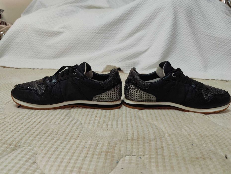 Sapatilhas Pepe Jeans tam. 38 em excelente estado.