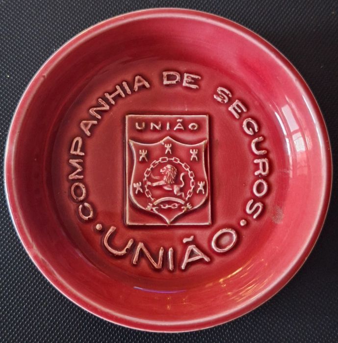 Cinzeiro em ceramica Companhia de Seguros UNIÃO da Secla