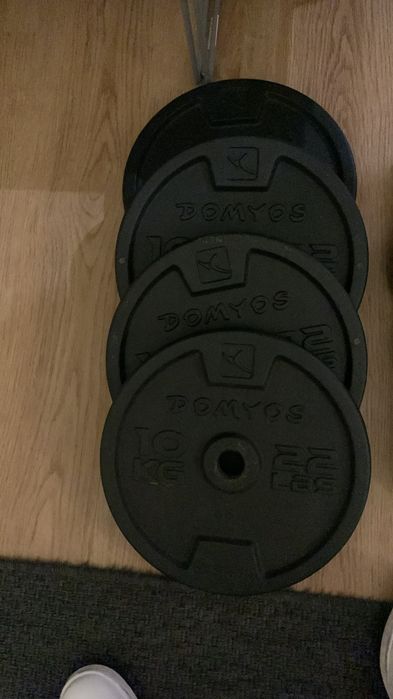 Discos de musculação + barras