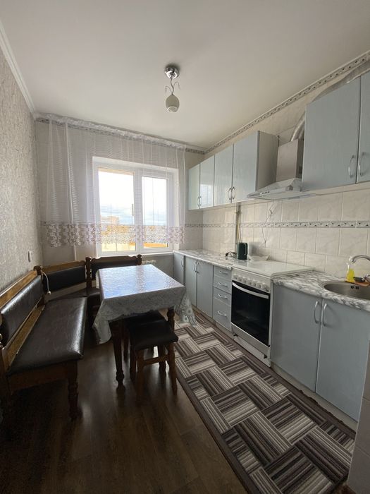 Оренда 3-квартири Грушевського 5а ТЦ Чайка