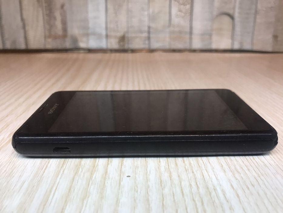 Sony Xperia E1 Dual D2105