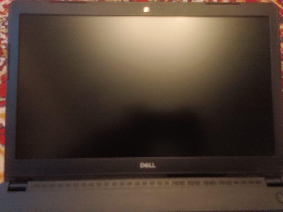 15,6" dell latitude 3580(i5-7200U,video r5-m330 2gb,ddr4 8gb,ssd m2 12